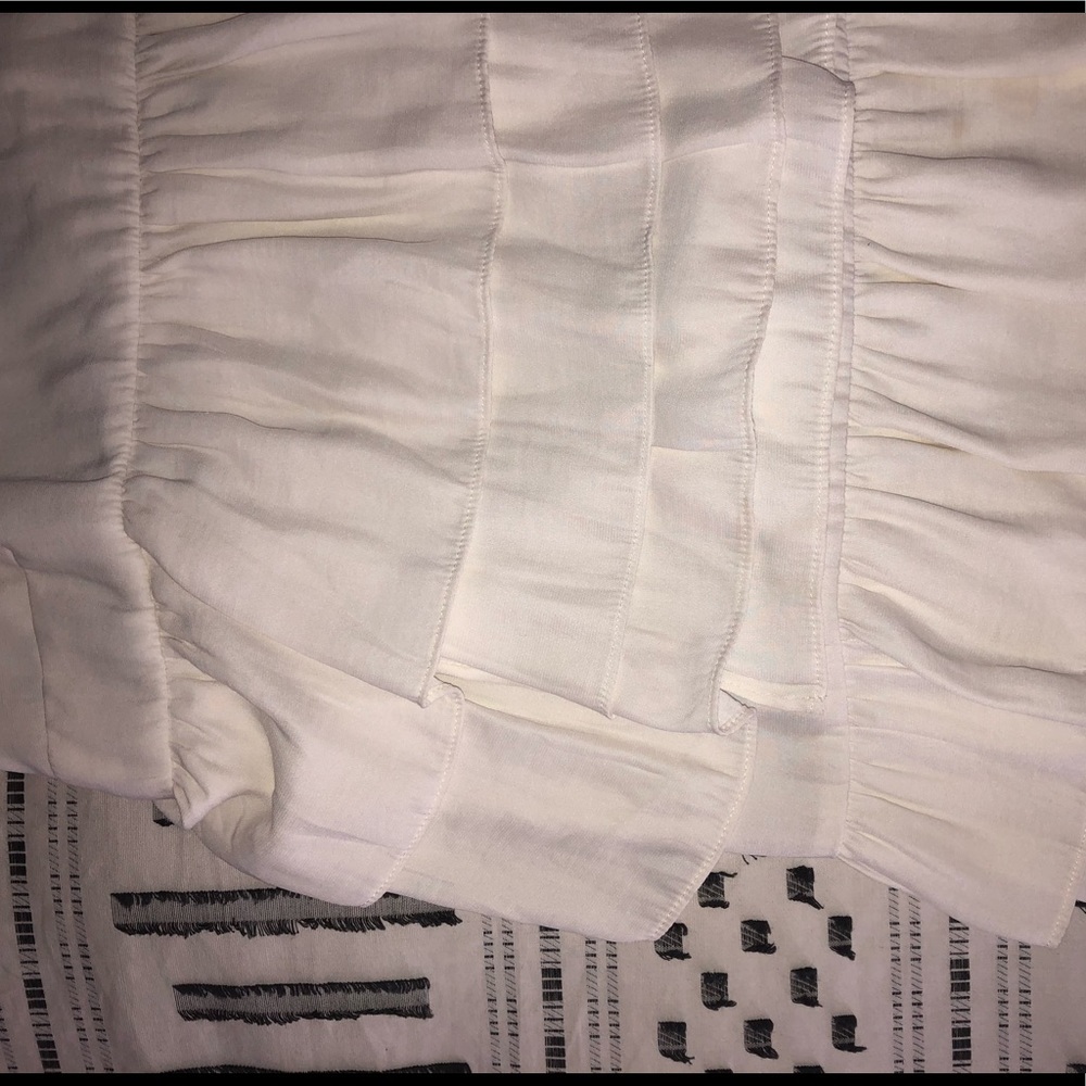 Who What Wear Ruffle Tank - Picture 2 of 3